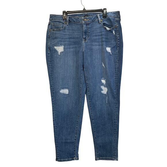 Lane Bryant Womens 16R Blue Boyfriend Jeans Light Distressed Casual - Picture 1 of 6